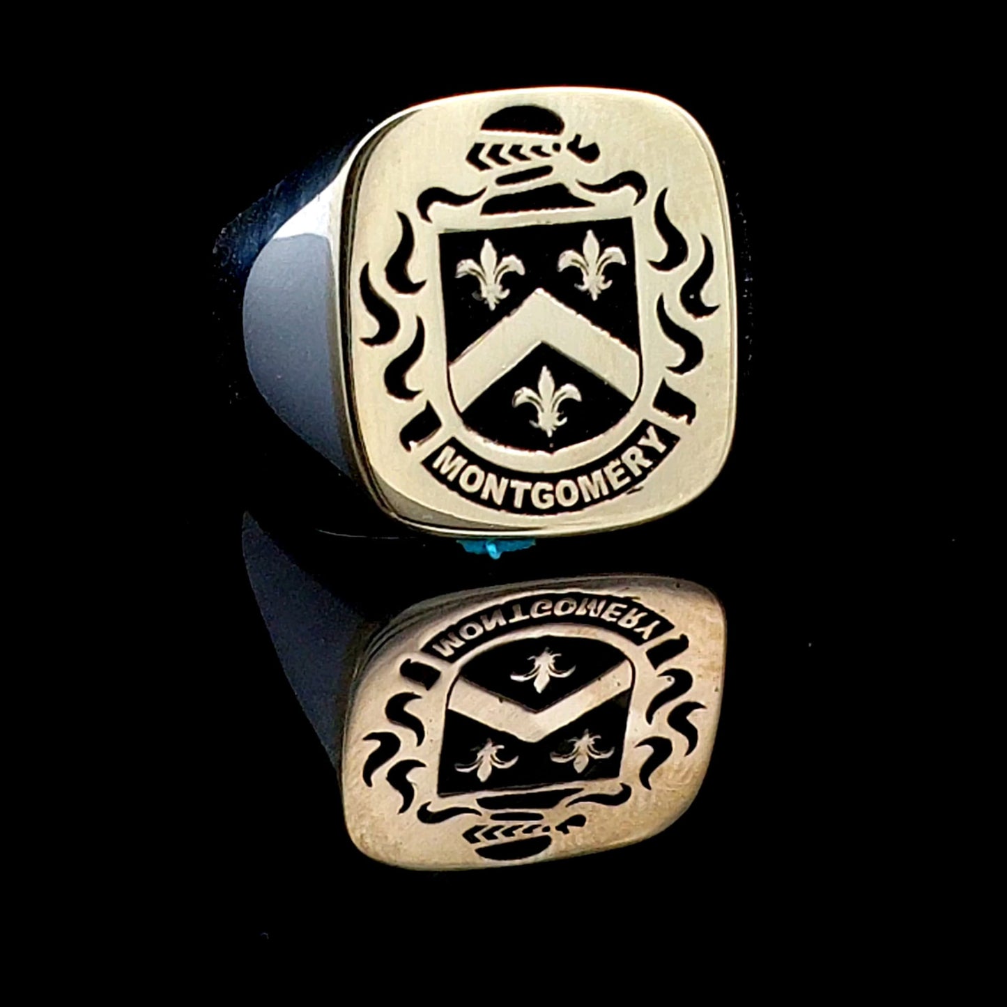Duke Crest Ring Square