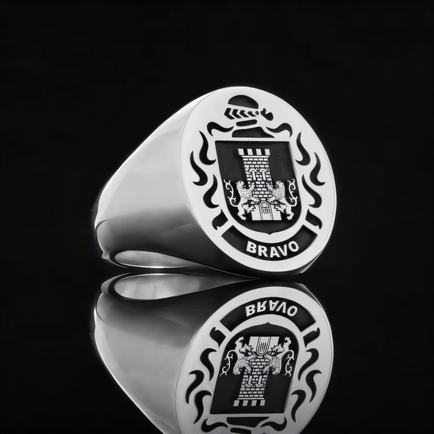 Duke Crest Ring Oval