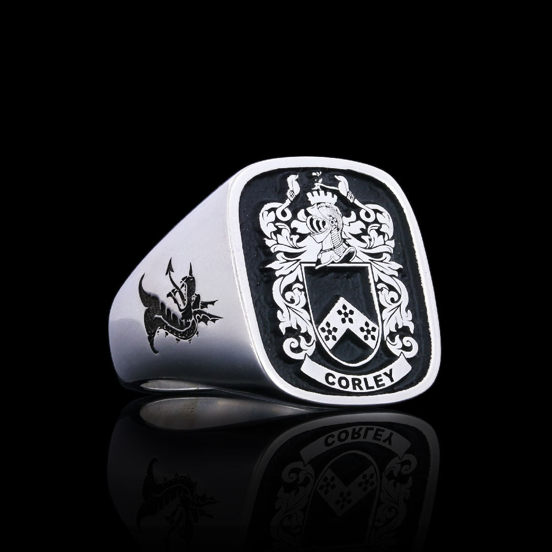 Emperor Crest Ring Square