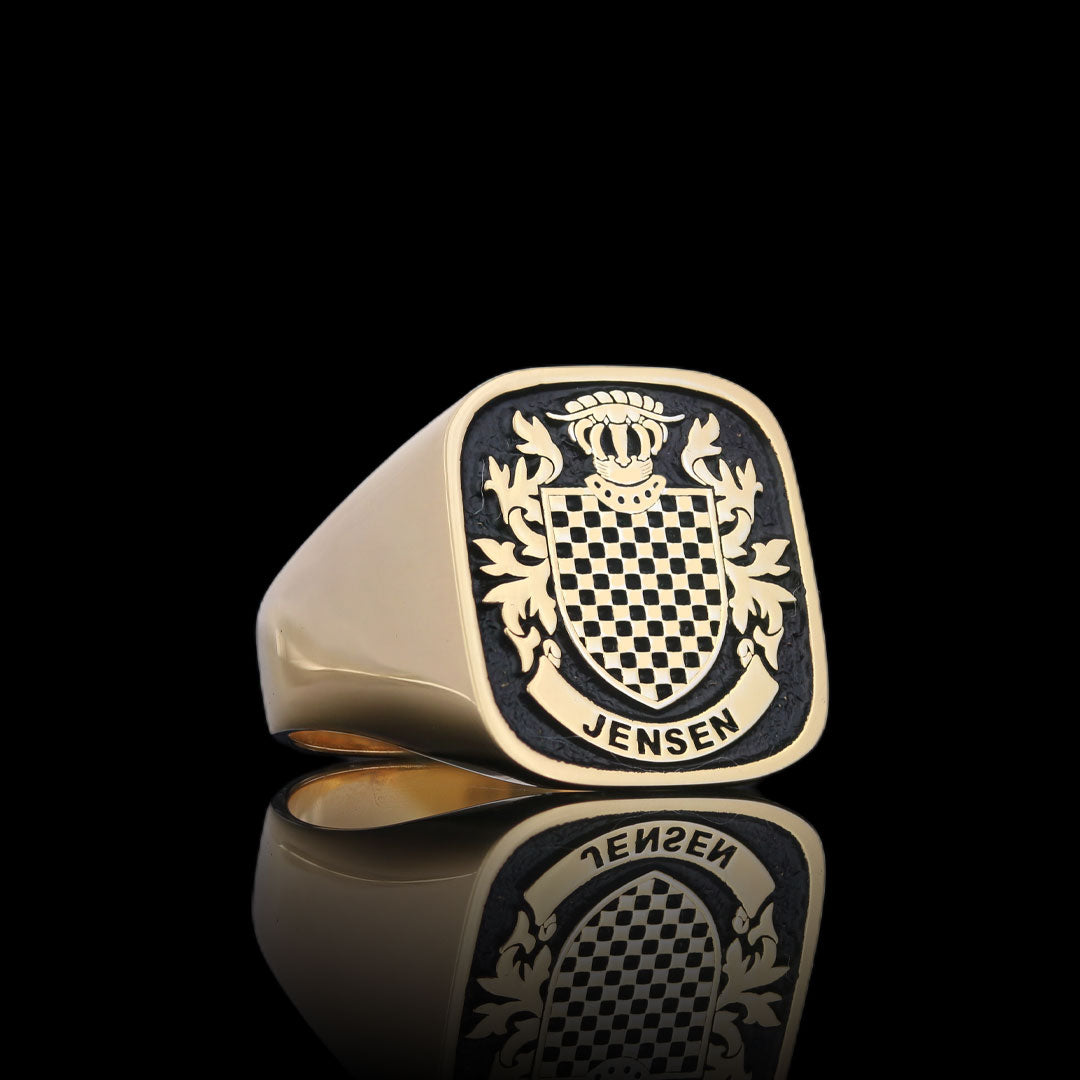 Baron Crest Ring Square