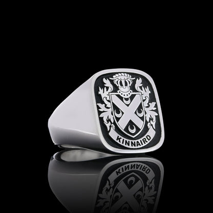 Baron Crest Ring Square