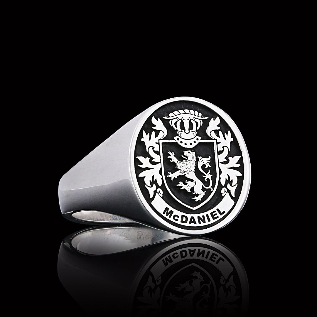 Baron Crest Ring Oval