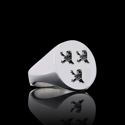 Earl Crest Ring