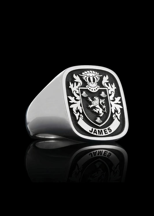 Baron Crest Ring Square