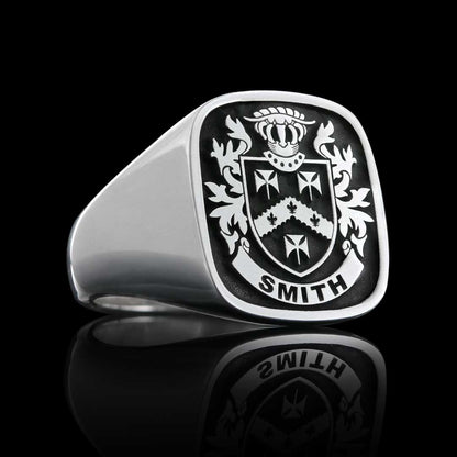 Baron Crest Ring Square